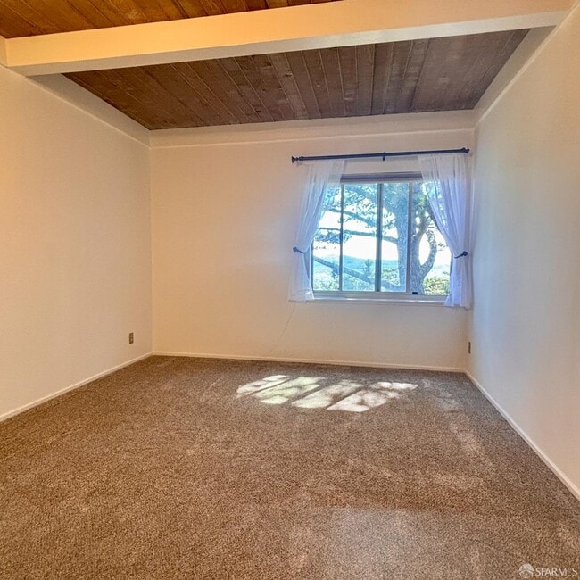 Building Photo - 175 Red Rock Way