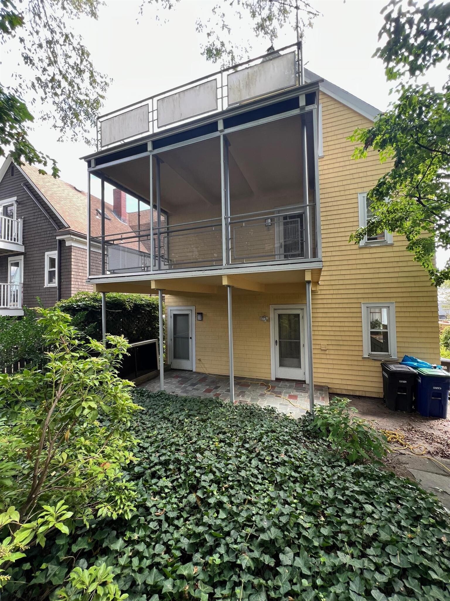 Building Photo - 10 Packard Ave