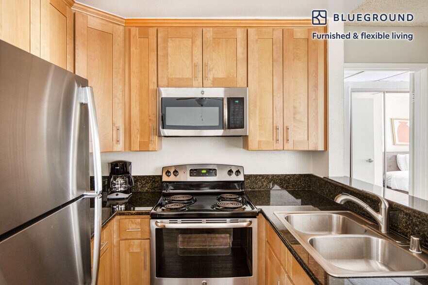 Building Photo - 3941 Veselich Ave
