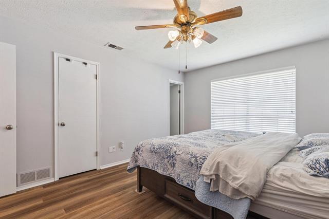 Building Photo - 8318 Lullwater Dr