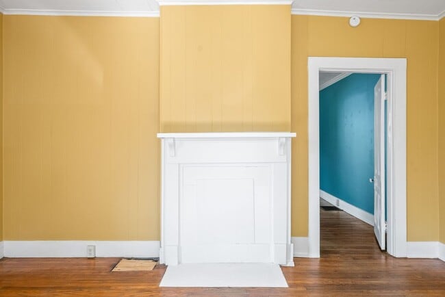 Building Photo - Home For Rent Near Historic Downtown Clark...