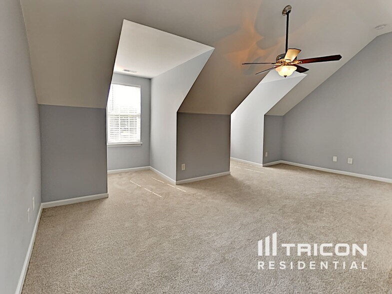 Building Photo - 1429 Rheo Ct NW