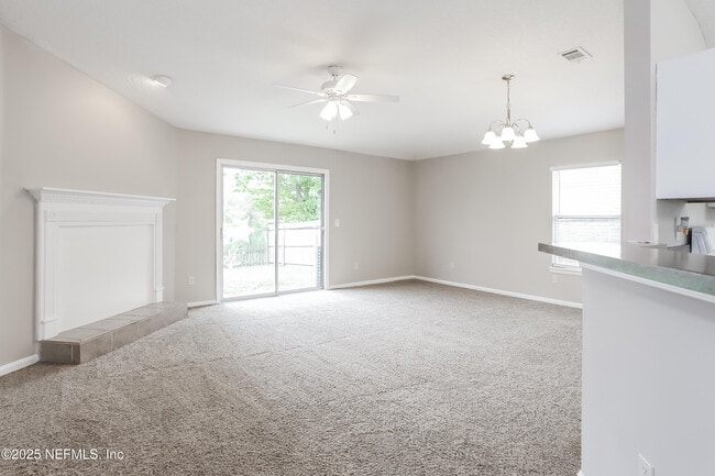 Building Photo - 7485 International Village Dr