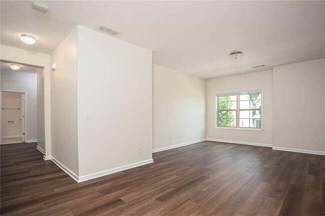 Building Photo - 138 Avery Lndg Wy