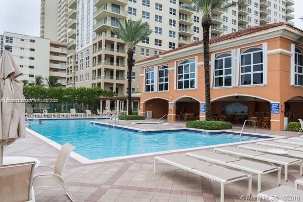 Building Photo - 2080 S Ocean Dr
