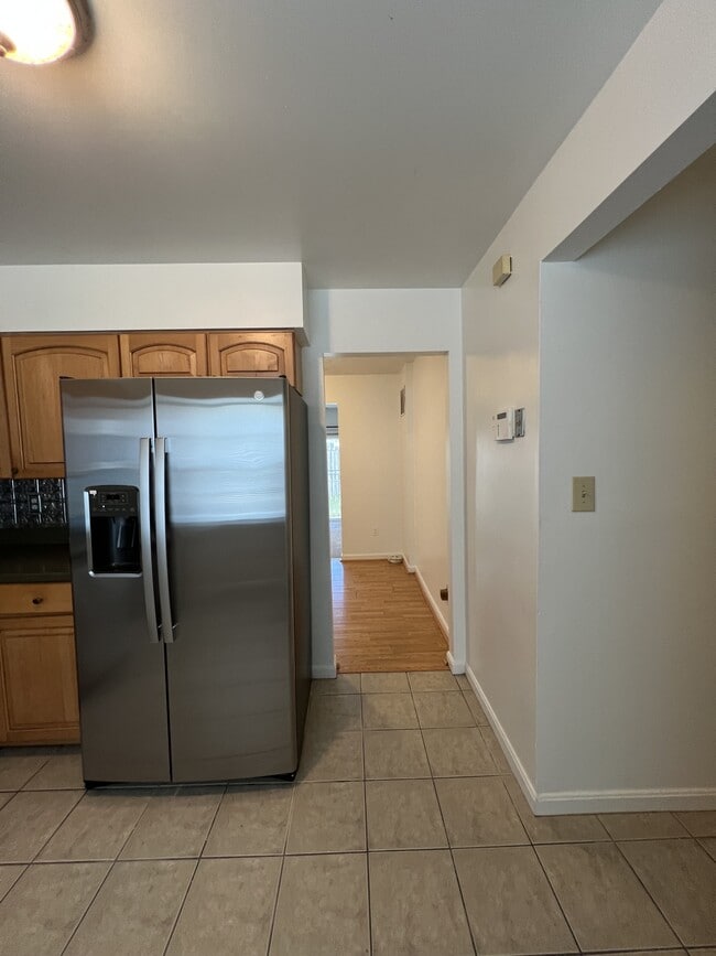 Building Photo - 5827 Suitland Rd