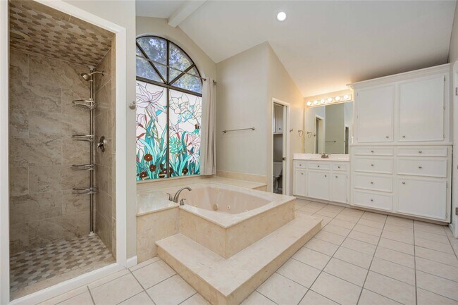 Building Photo - 21214 Park Bend Dr