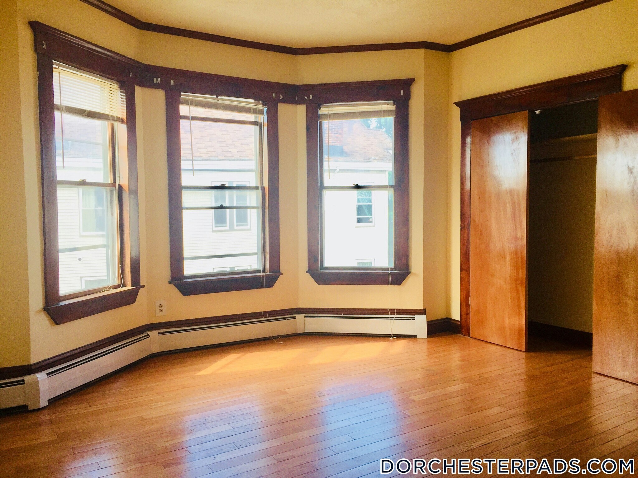Building Photo - 361 Adams St