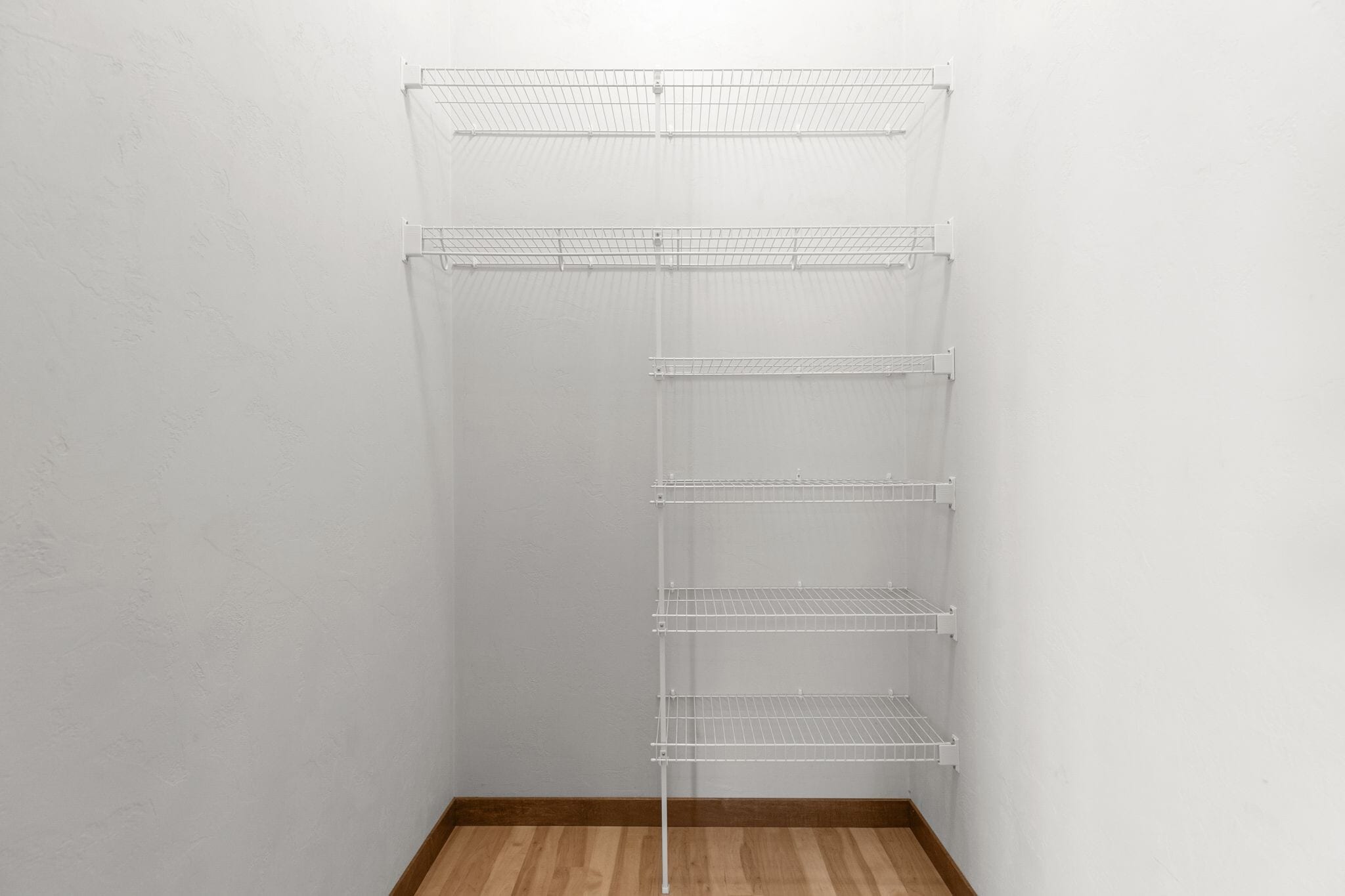 Building Photo - 1141 E Banta Ct