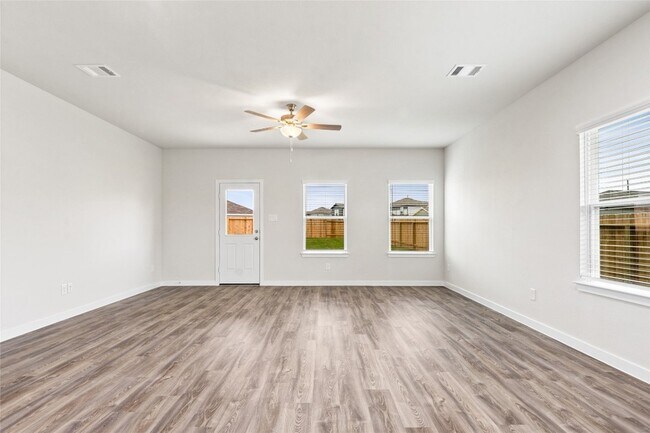 Building Photo - 30223 Fledged Wing Dr