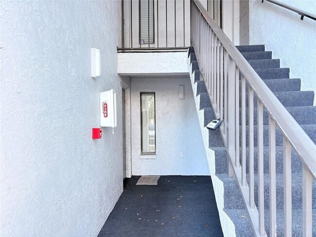 Building Photo - 8213 Sun Spring Cir