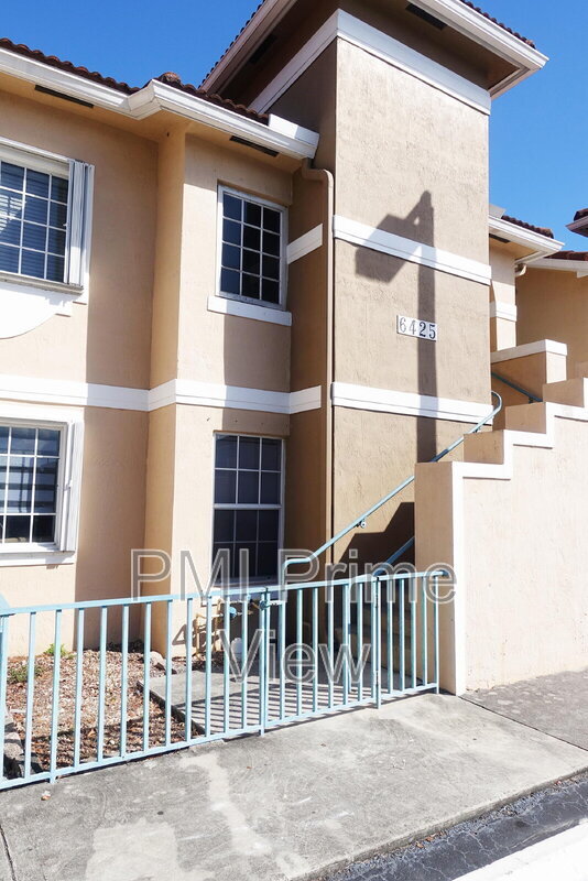 Building Photo - 6425 SW 130th Pl