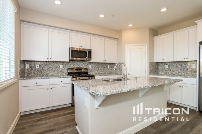 Building Photo - 2171 Comstock Ln