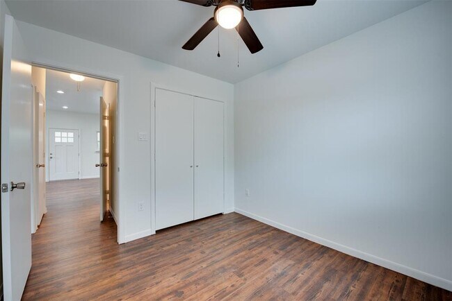 Building Photo - 1413 Egypt St