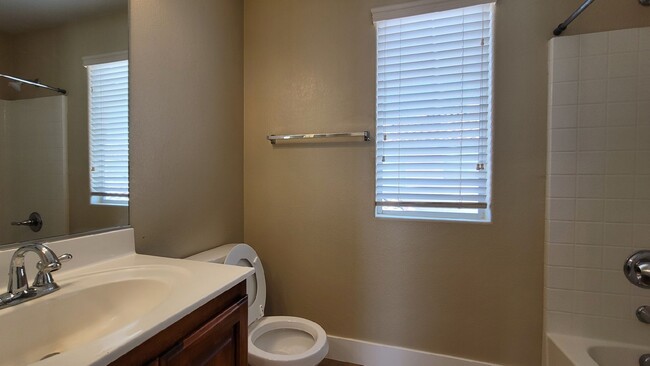 Building Photo - 11005 Calamint Hills Ct