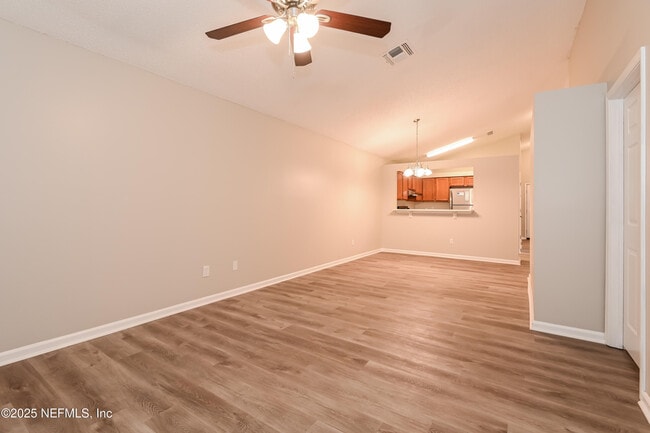 Building Photo - 12595 Ashmore Green Dr N