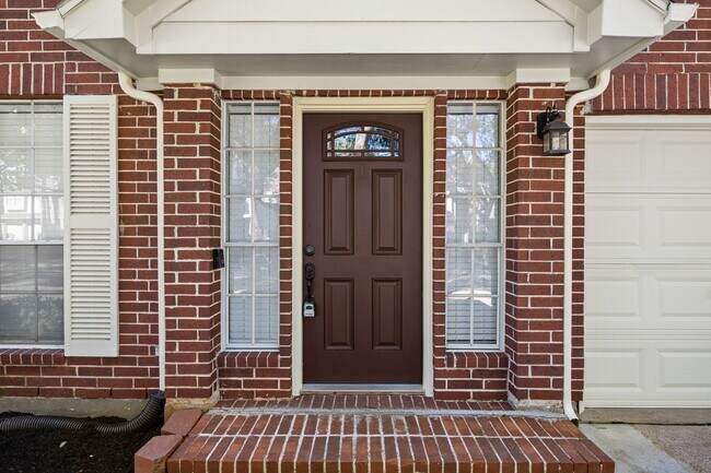 Building Photo - 4707 Leicester Way