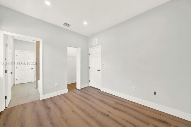 Building Photo - 5880 NW 104th Path