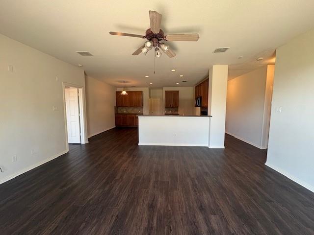 Building Photo - 612 Sage Brush Dr