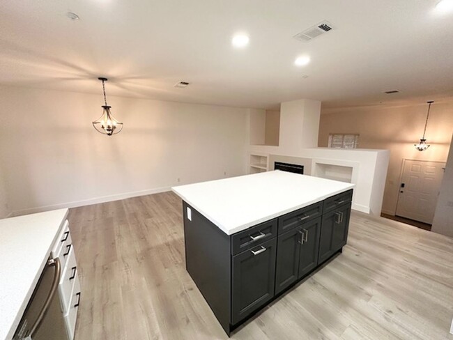 Building Photo - Dublin, Brookside Remodeled Tri- Level 3Br...