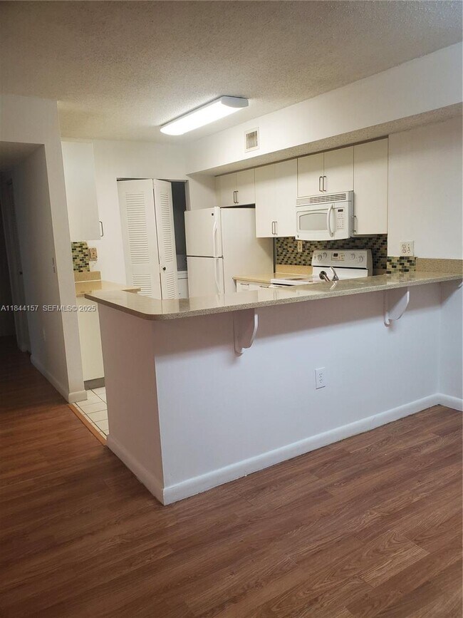 Building Photo - 3874 Lyons Rd