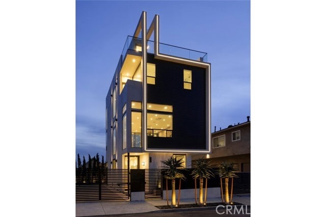 Building Photo - 3620 Ellsworth St