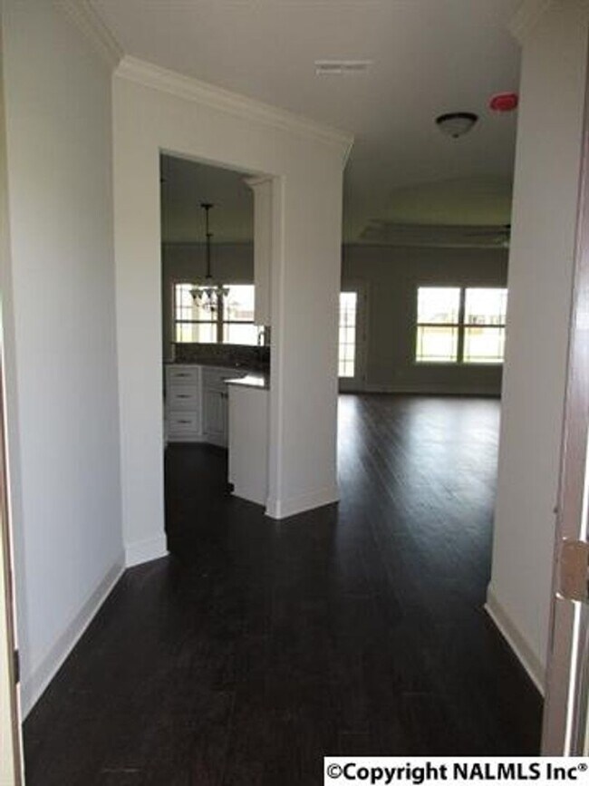 Building Photo - LIKE NEW!  FOUR BEDROOM BRICK HOME IN HAZE...
