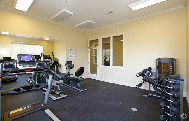 Fitness Center - Cardinal Pointe