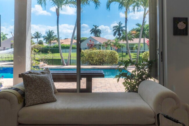 Building Photo - 10849 Bal Harbor Dr