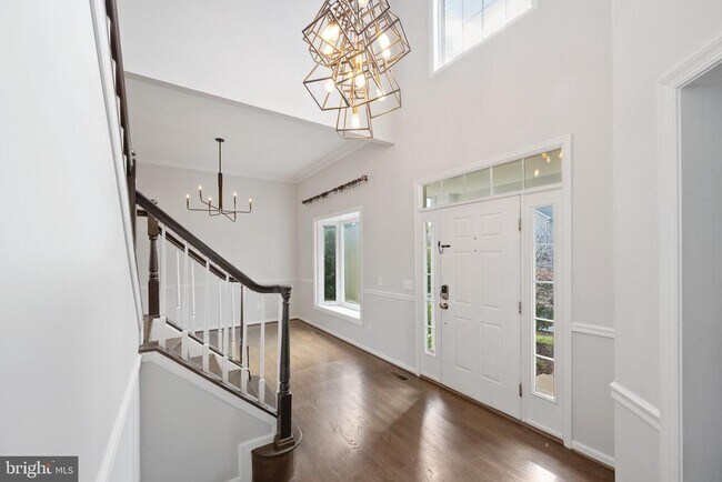 Building Photo - 47118 Garrett Pl