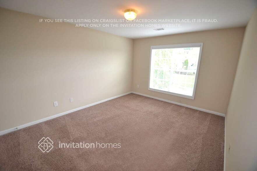 Building Photo - 150 Carleton Gold Trail