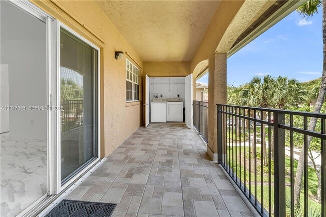 Building Photo - 215 SW 117th Terrace