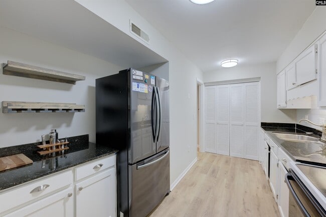 Building Photo - 2036 Watermark Pl