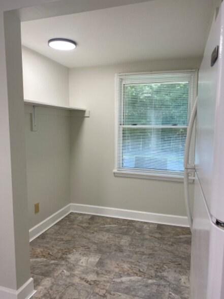 Building Photo - 169 W Gibson St