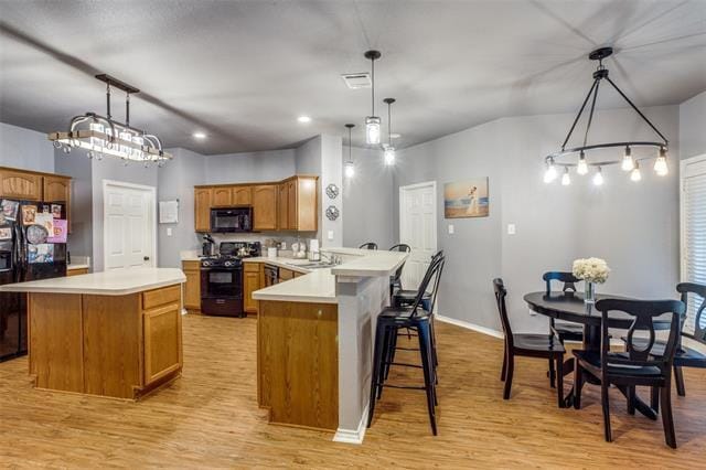 Building Photo - 9800 Old Field Dr