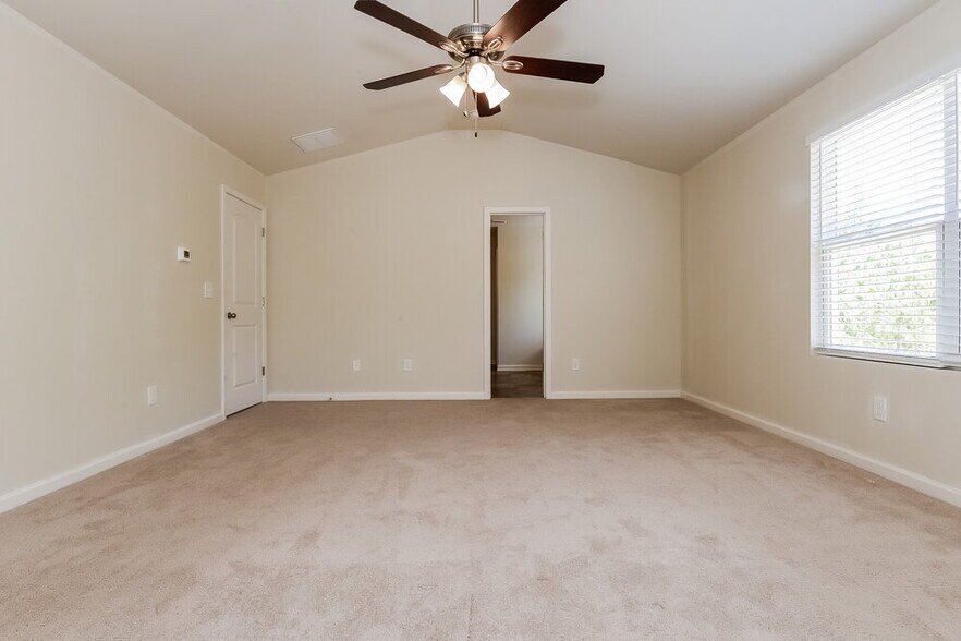 Building Photo - 130 Betty Ann Ln
