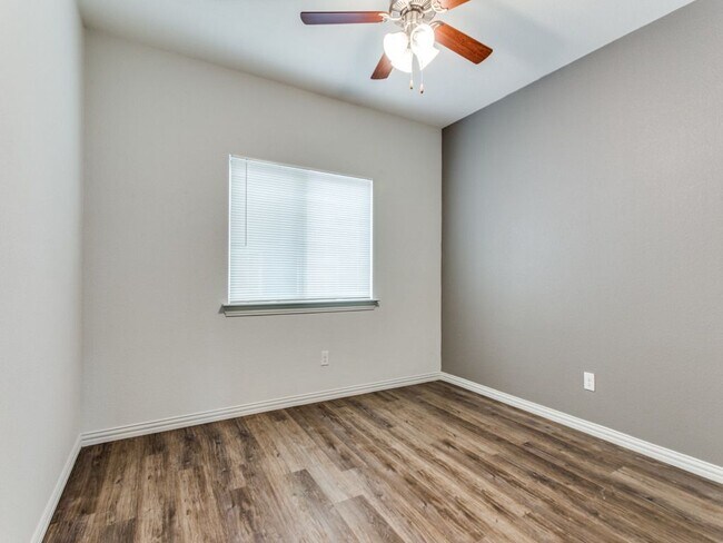 Building Photo - 3331 Brambleton Hill Pl.