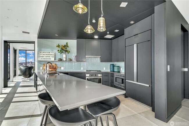 Building Photo - 1Bd/1Ba Seattle Condo