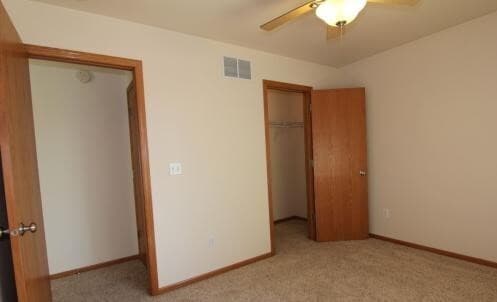Building Photo - 3 bedroom, 2 bath Townhome in North Liberty