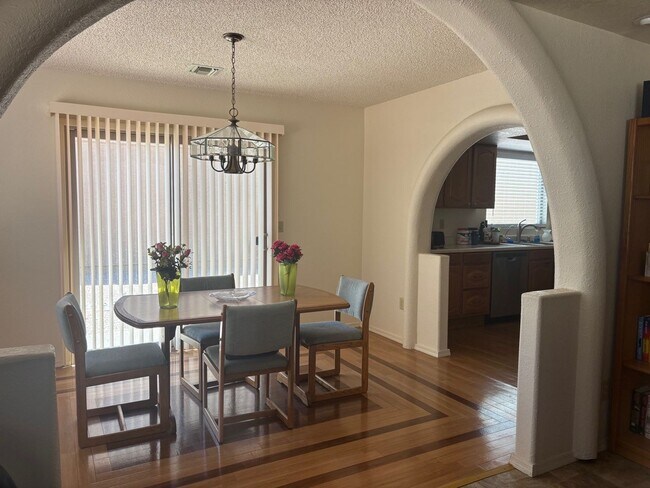Building Photo - Lovely Long Term Unfurnished Home in 45+ Active Adult Resort Community of Leisure World