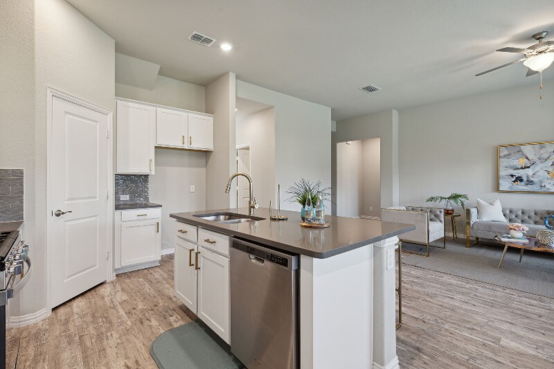 Building Photo - 112 Kirwin Dr
