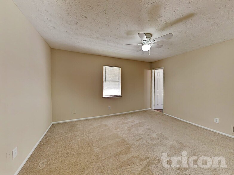 Building Photo - 3638 Mansfield Ln
