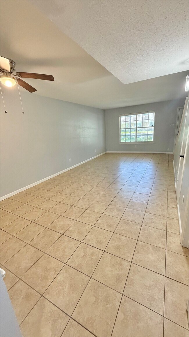 Building Photo - 5218 Milwee St