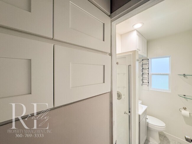 Building Photo - Charming Bremerton Rambler with Classic Warmth and Modern Comforts