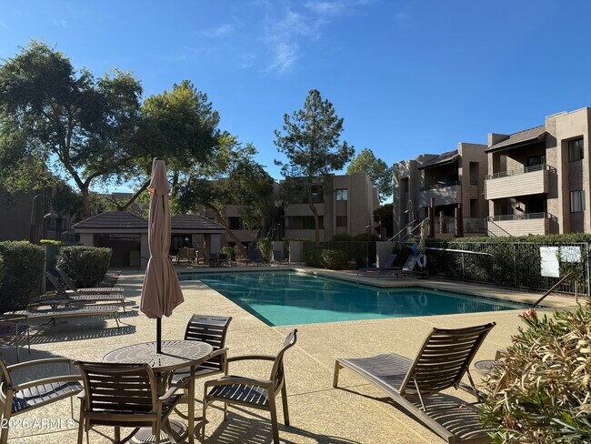 Building Photo - 7777 E Main St