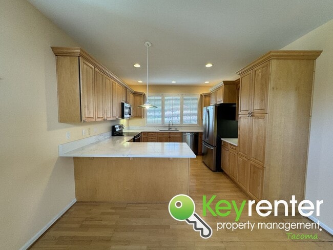 Building Photo - Dream Home on North Shore Golf Course in T...