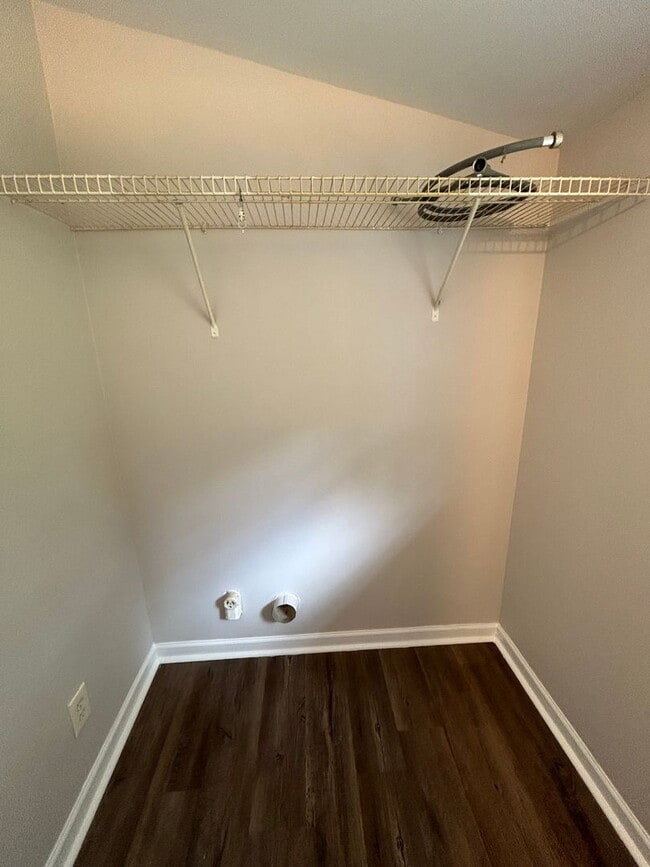 Building Photo - Updated 3/1 House in South Rome- $995