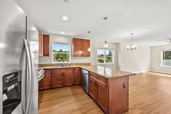 Building Photo - 4 bedrooms, 2.5 bathrooms with attached garage. This large unit is 3 floors!  Rent of $3295.00 in...