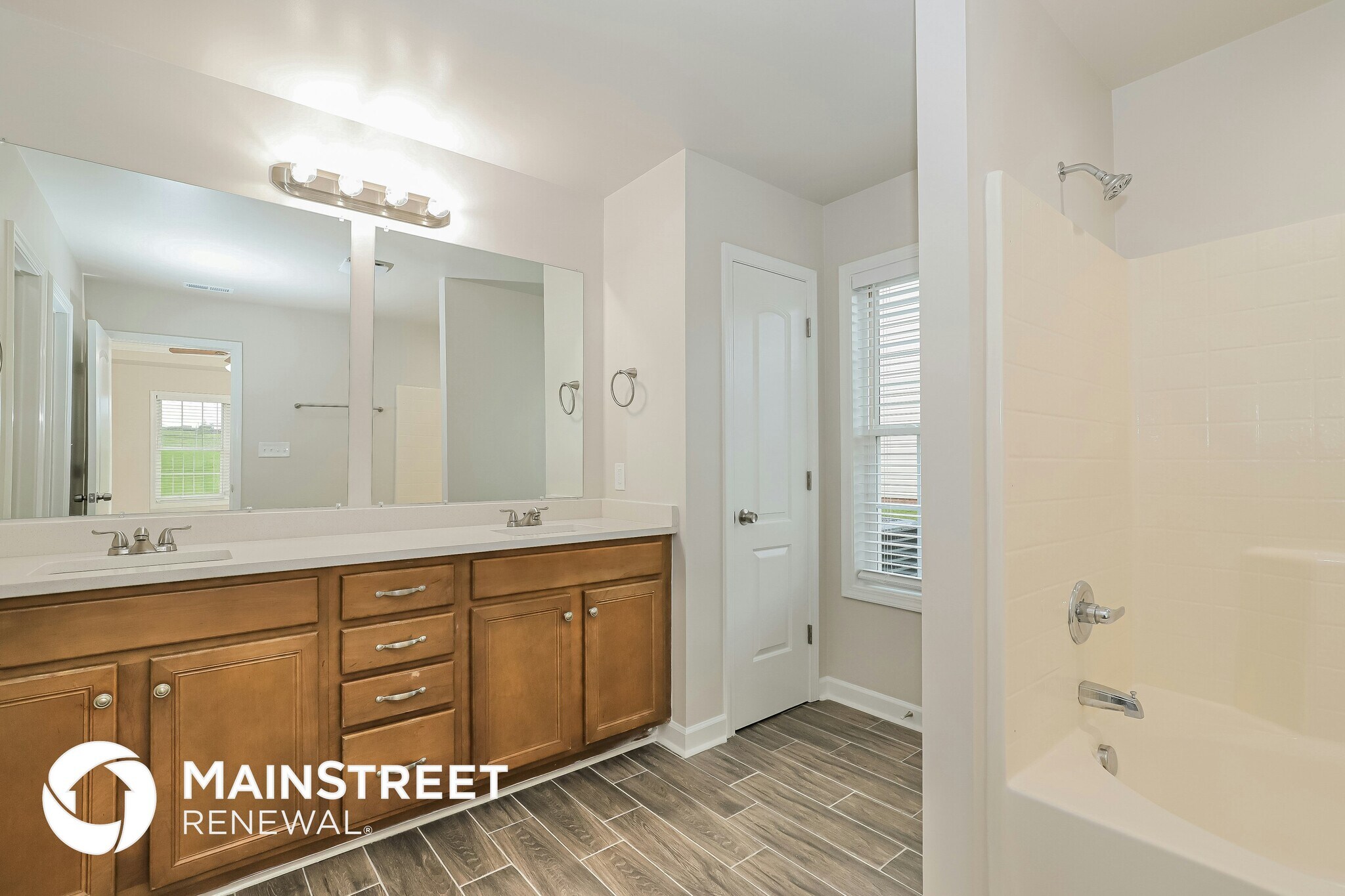 Building Photo - 8 Trotters Run