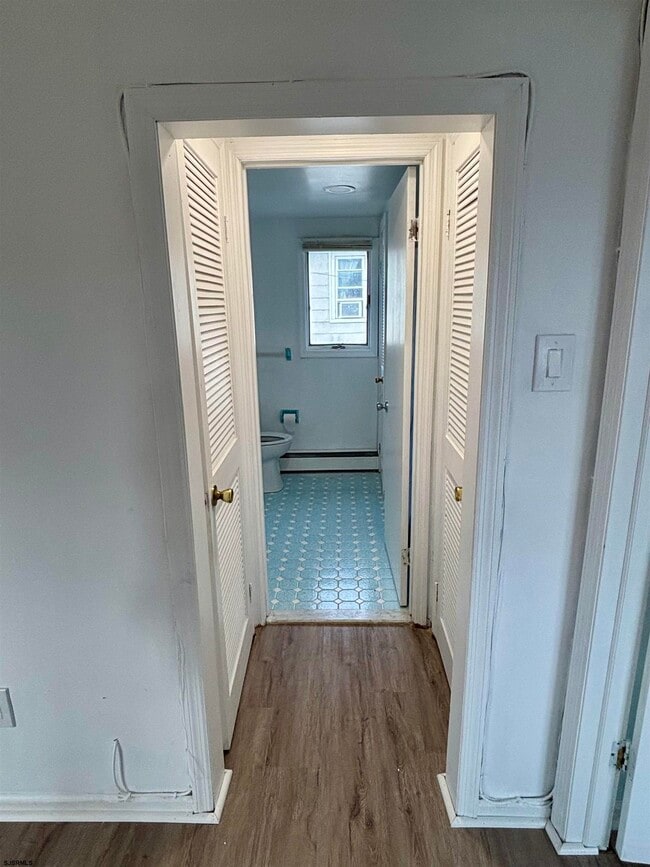 Building Photo - 338 N Harrisburg Ave